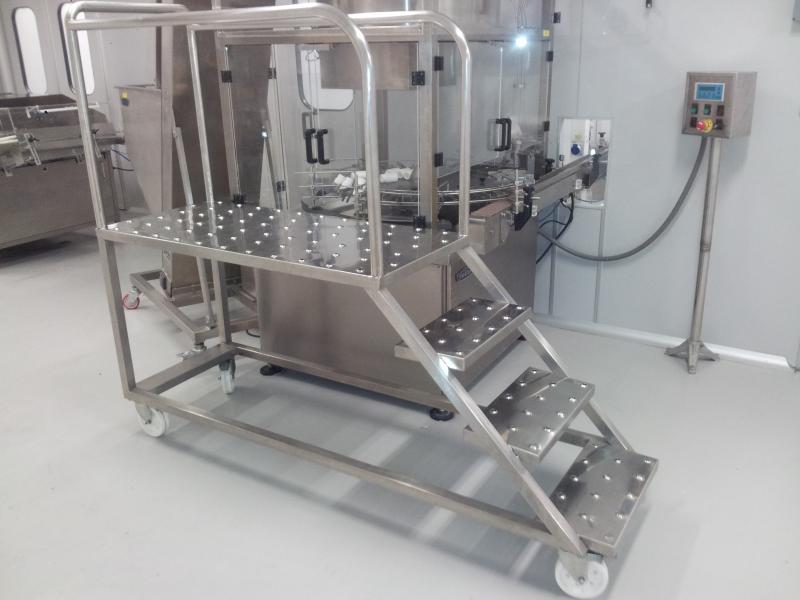 Escalera en acero inoxidable laboratorios e industria alimenticia