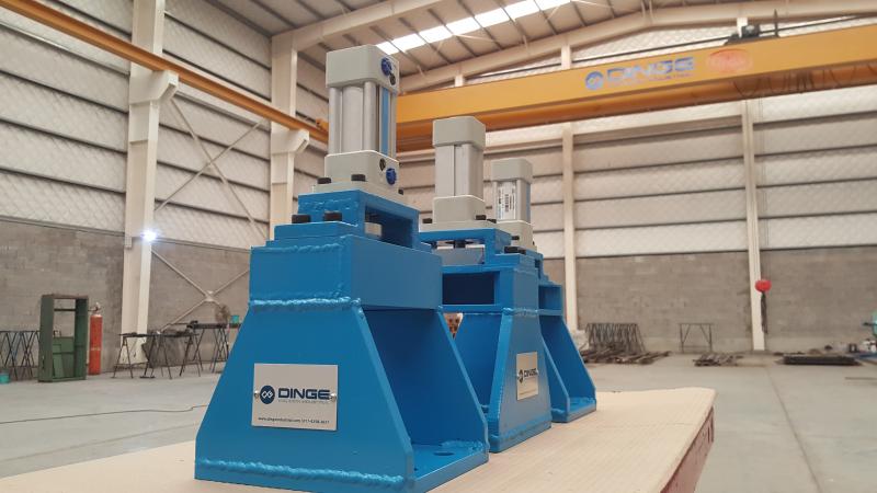 Dispositivo de freno con cilindro neumático