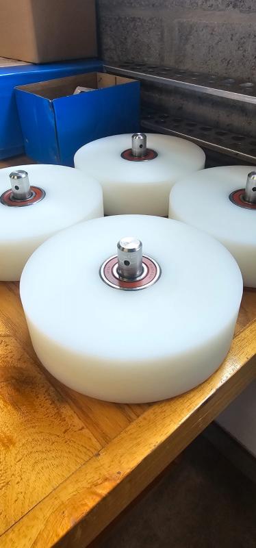 Ruedas plásticas con rodamientos