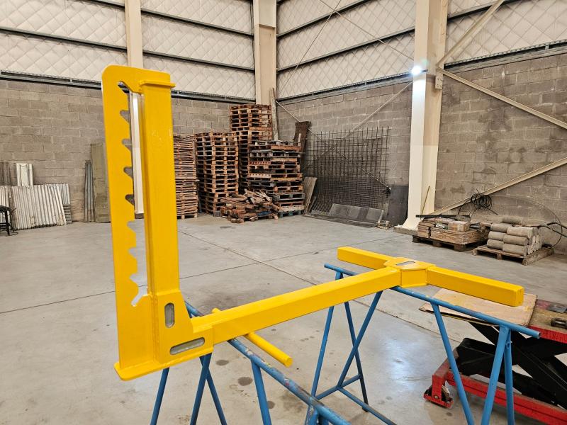 Percha para izaje de pallets con puente grúa
